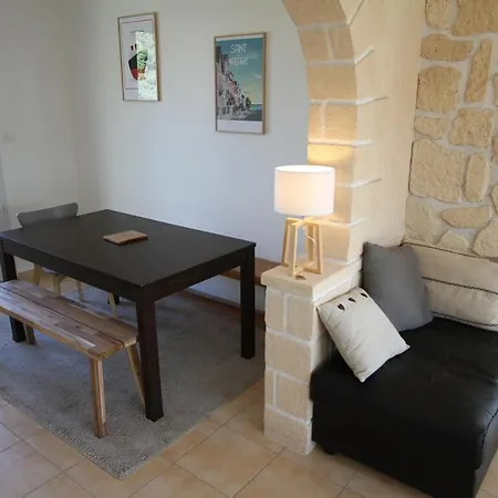 Magnifique T5 Avec Grande Terrasse, A 400m De La Plage *