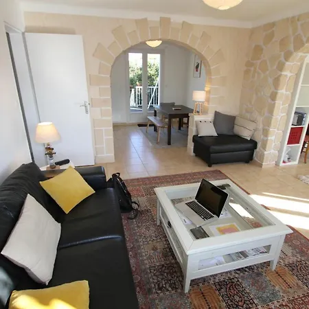 Magnifique T5 Avec Grande Terrasse, A 400m De La Plage