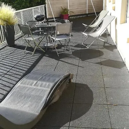 Apartment Magnifique T5 Avec Grande Terrasse, A 400m De La Plage *